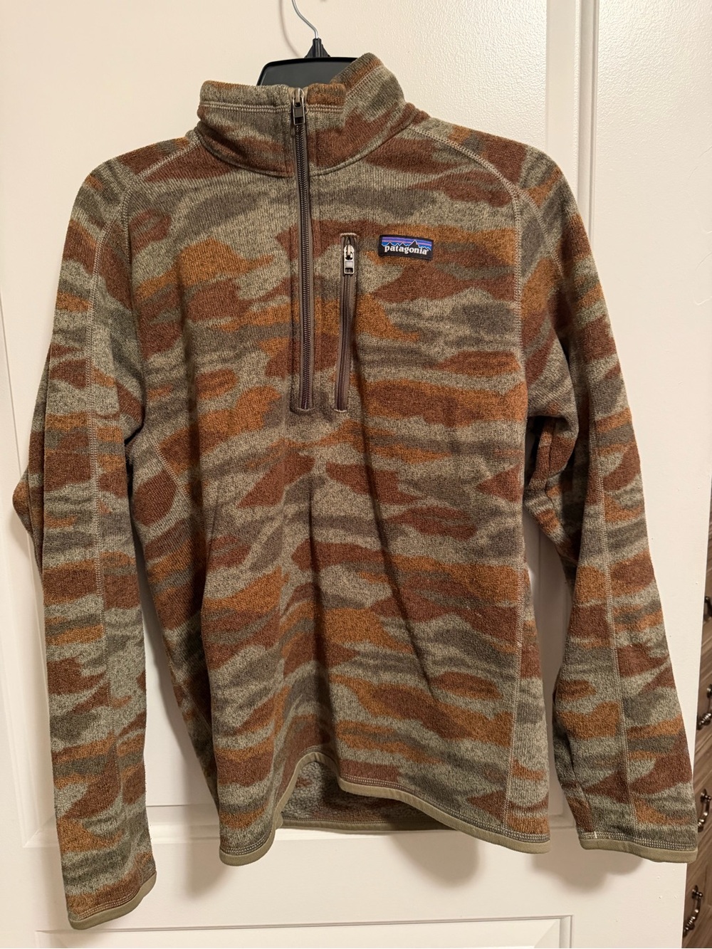 Patagonia Men’s Zip-Up Fleece Pullover — Brown & Green Camo